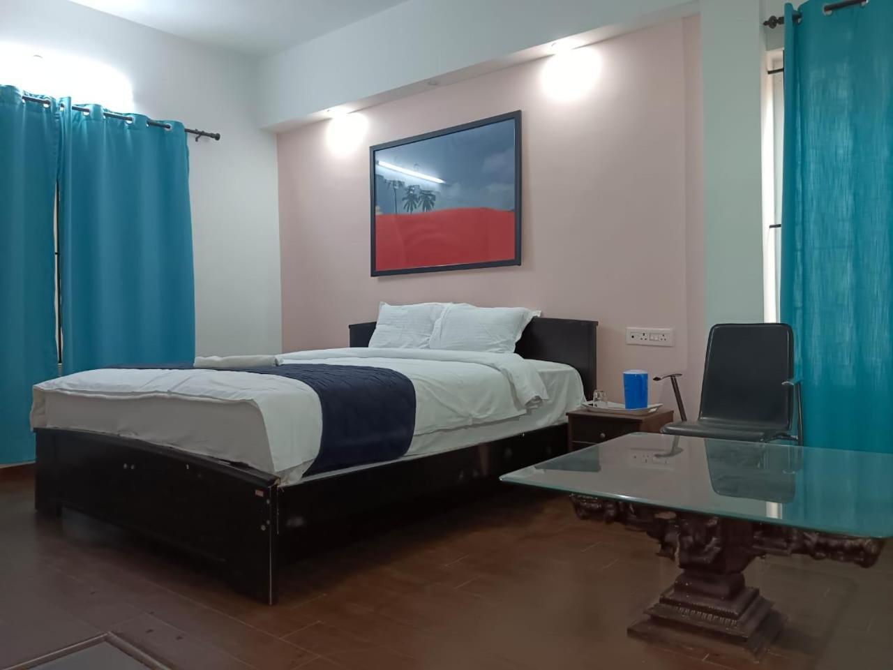 Savi'S Home Stay อูตี ภายนอก รูปภาพ