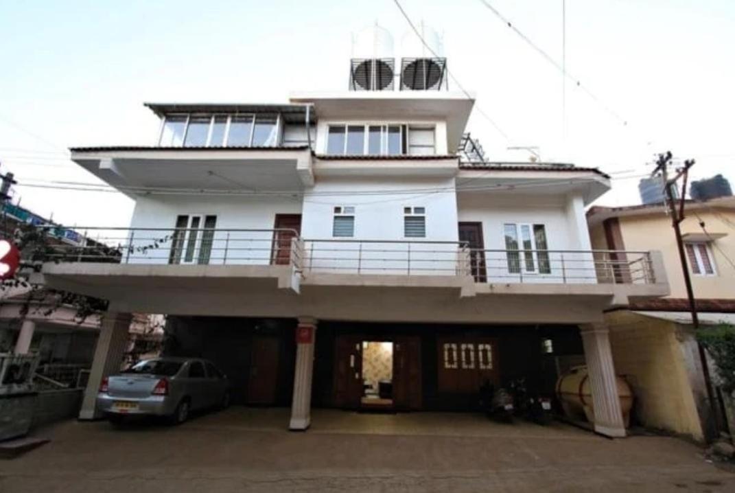 Savi'S Home Stay อูตี ห้อง รูปภาพ